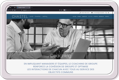 Site web de coaching affiché sur tablette